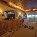 グランド 4*