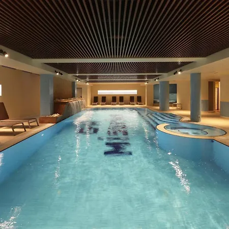Hotel Grand