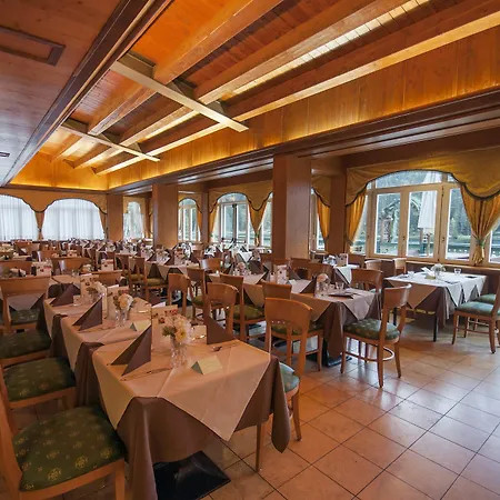 Hotel Grand 4*