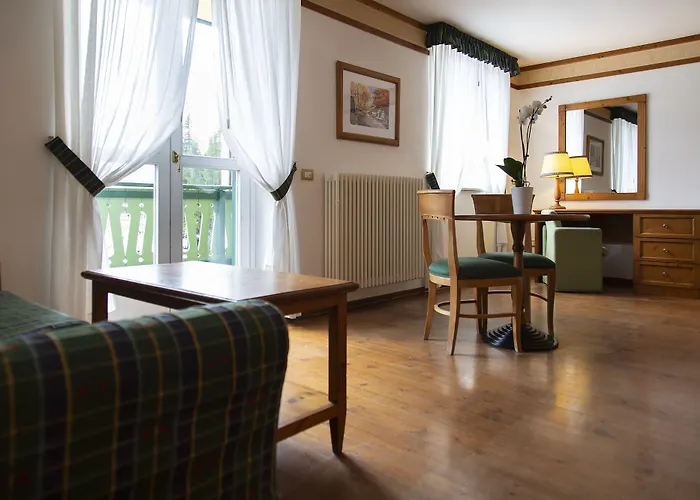 Hotel Grand 4*