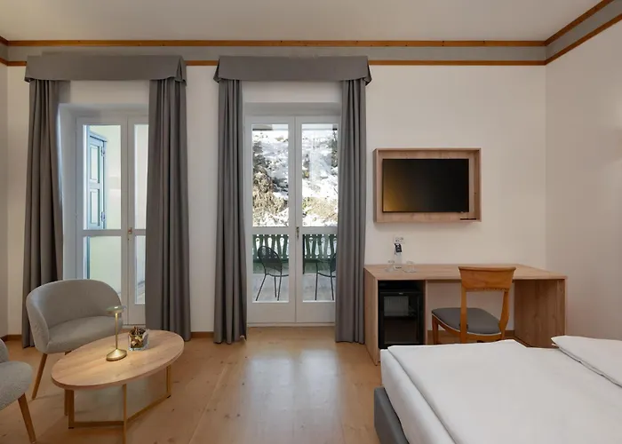 Grand Hotel