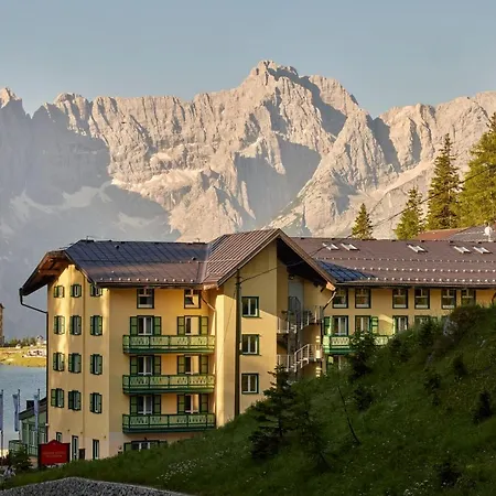 Hotel Grand 4*
