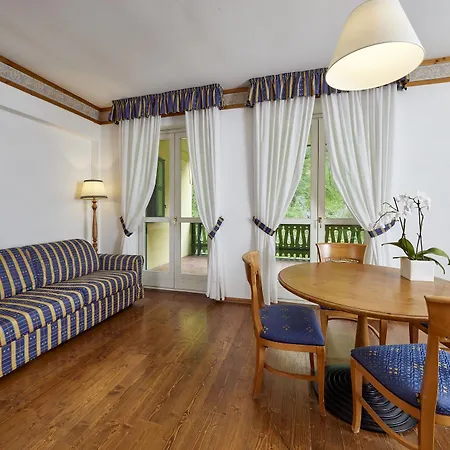 Hotel Grand 4*