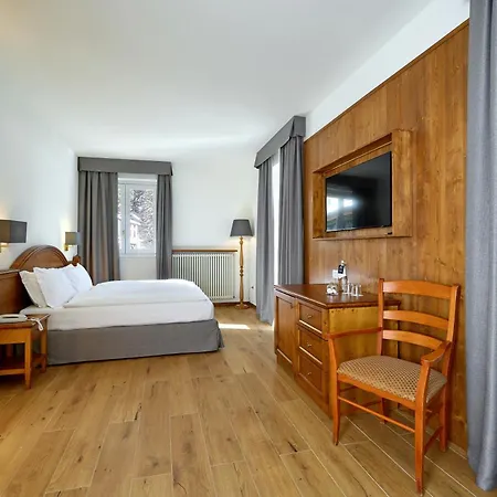 Hotel Grand 4*
