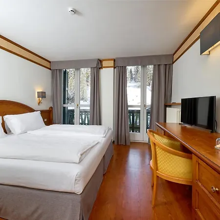 Hotel Grand 4*